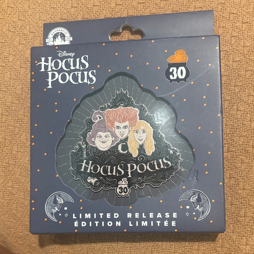 Limited Edition Disney Hocus Pocus 30th Anniversary Pin